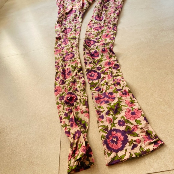 Silk Set - Kurta, Churidar, Dupatta - Picture 11 of 15